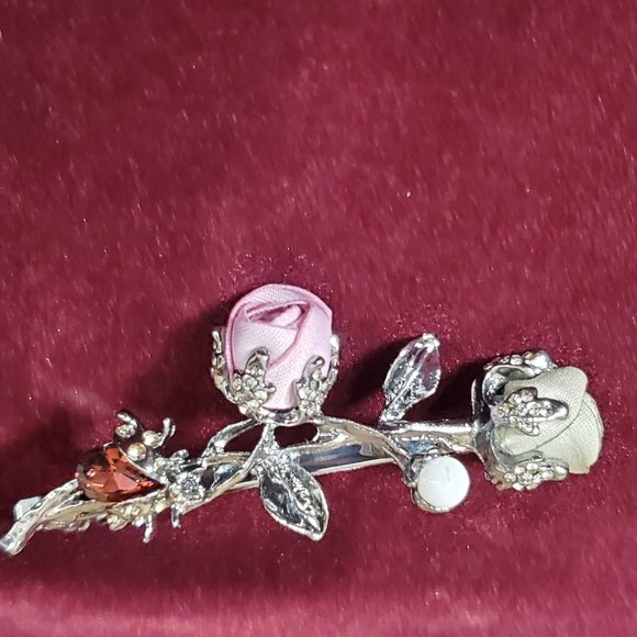 Mauve & Olive Silk Petite Roses Barrette with Pearl an Garnet Crystal - Picture 6 of 8